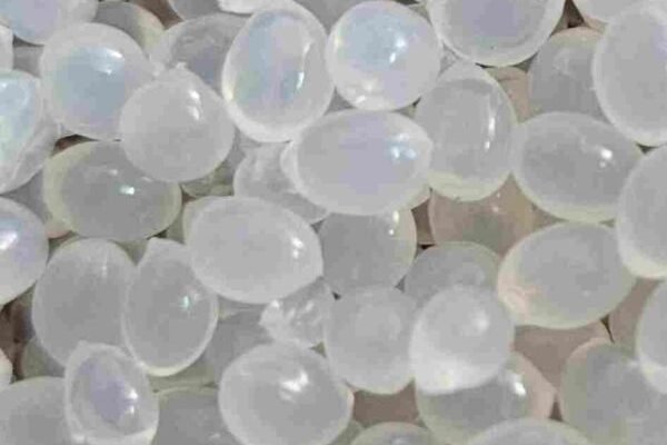 Metallocene based hot melt glue